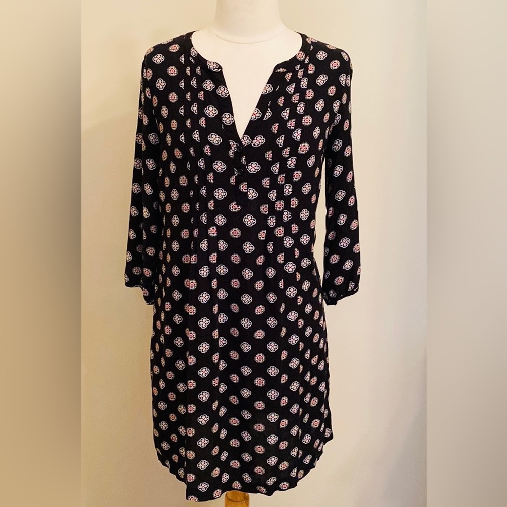 Old Navy Black White Floral Geometric SZ M Boho Chic Cottagecore Modern Dress